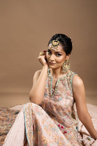 MARIA HASSAN ALI ‘MANJOGI’24 | NOORI